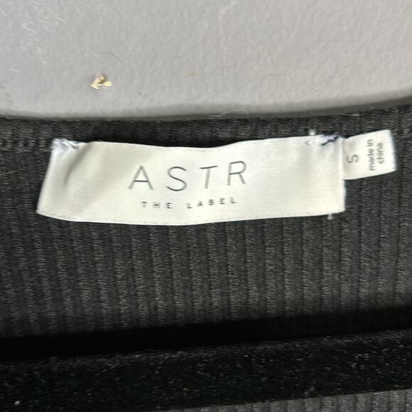 ASTR the Label Black Ribbed Tank Dress With Shrug & Sweetheart Neck Size Small - Picture 4 of 7